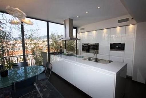 фото отеля Cannes Immo Concept Latour Maubourg