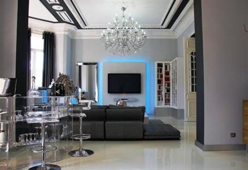 фото отеля Cannes Immo Concept Latour Maubourg