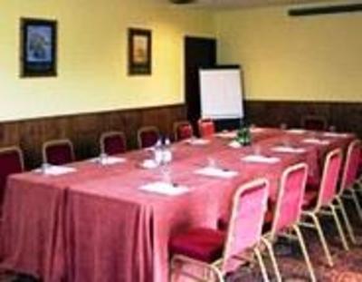 фото отеля Restover Lodge Peterborough