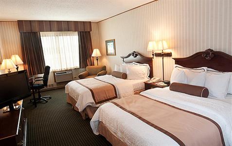 фото отеля BEST WESTERN Fairfield Executive Inn
