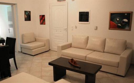 фото отеля Mesogeios Villas