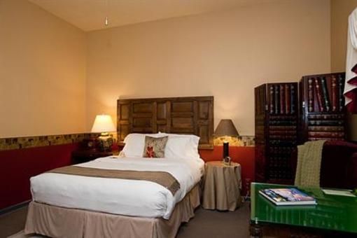 фото отеля Hanford House Inn