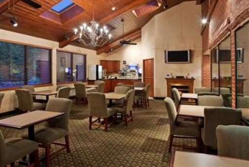 фото отеля Holiday Inn Express Altoona