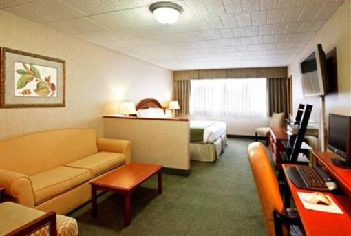 фото отеля Holiday Inn Express Altoona
