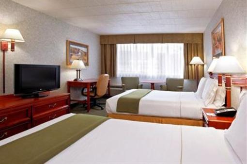фото отеля Holiday Inn Express Altoona
