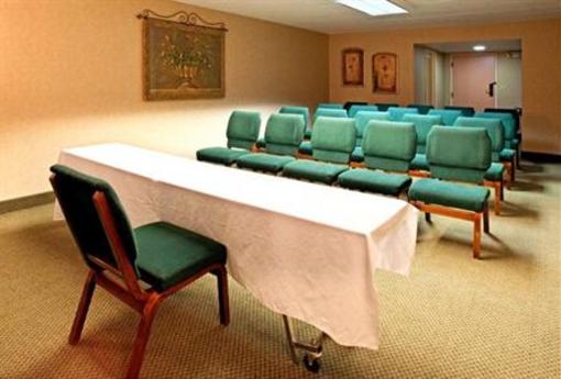 фото отеля Holiday Inn Express Altoona