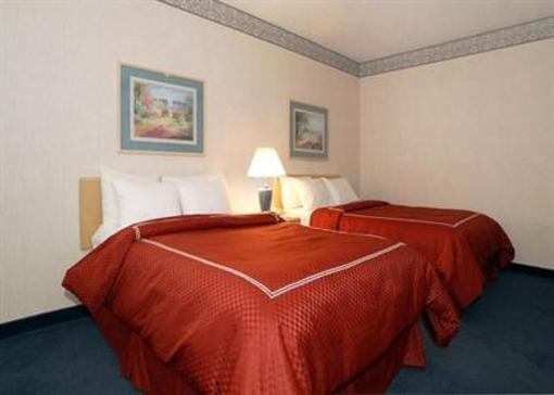 фото отеля Comfort Suites Fort Wayne