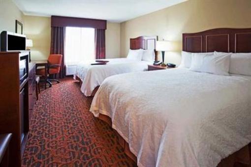 фото отеля Hampton Inn & Suites Minot Airport