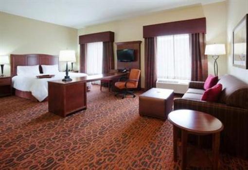 фото отеля Hampton Inn & Suites Minot Airport