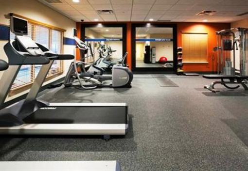 фото отеля Hampton Inn & Suites Minot Airport