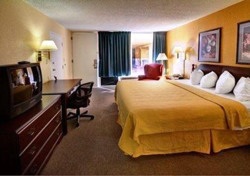 фото отеля Quality Inn & Suites New Port Richey