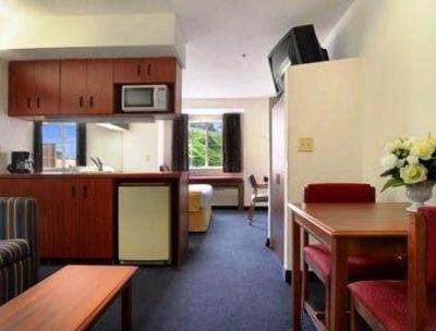 фото отеля Microtel Inn And Suites Norcross