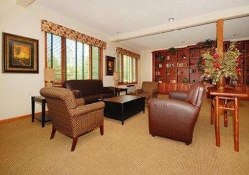 фото отеля Comfort Suites Hayward (Wisconsin)