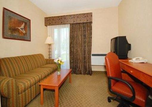 фото отеля Comfort Suites Hayward (Wisconsin)