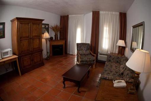 фото отеля Y O Ranch Resort Hotel