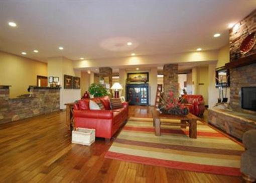 фото отеля Comfort Inn & Suites Blue Ridge