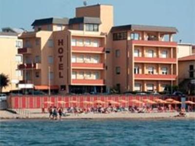 фото отеля Hotel Il Delfino