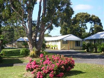 фото отеля Sharonlee Villas Strahan