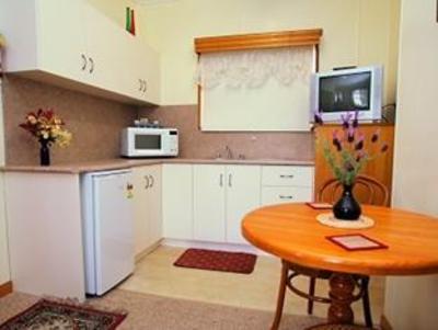 фото отеля Sharonlee Villas Strahan