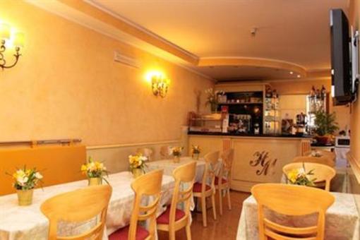 фото отеля Hotel Matteotti Vercelli