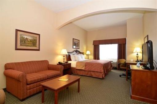 фото отеля Best Western Plus Capital Inn