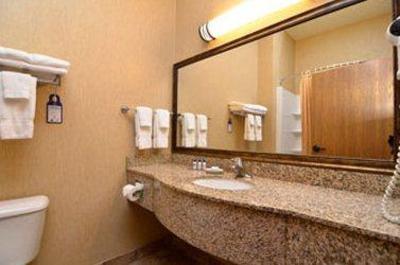 фото отеля Best Western Plus Capital Inn