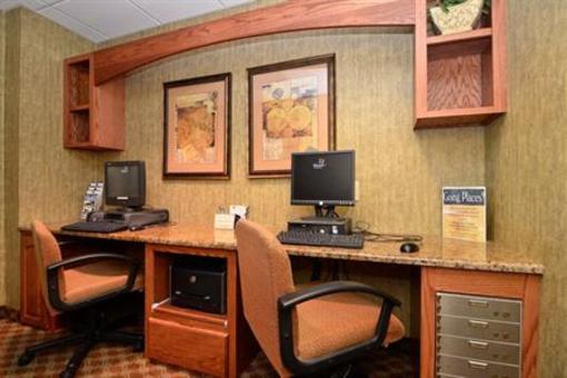 фото отеля Best Western Plus Capital Inn