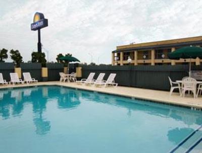 фото отеля Days Inn Tulsa Airport South