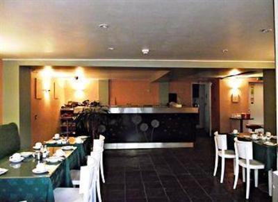фото отеля Cosmopolitan 1 Guest House Brighton & Hove