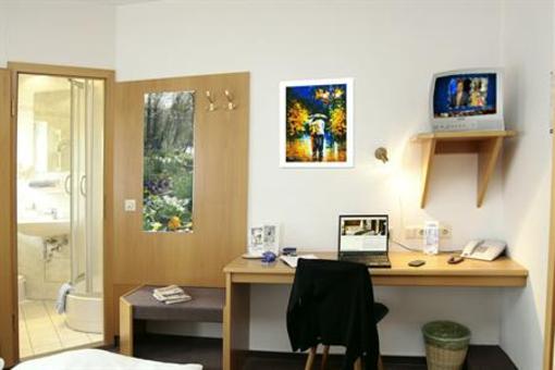 фото отеля Hotel Adler Waiblingen