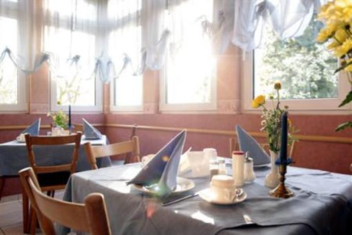 фото отеля Hotel Adler Waiblingen
