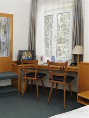 фото отеля Hotel Adler Waiblingen