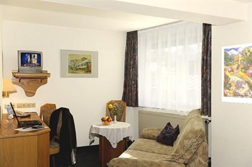 фото отеля Hotel Adler Waiblingen