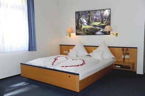 фото отеля Hotel Adler Waiblingen