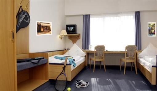 фото отеля Hotel Adler Waiblingen