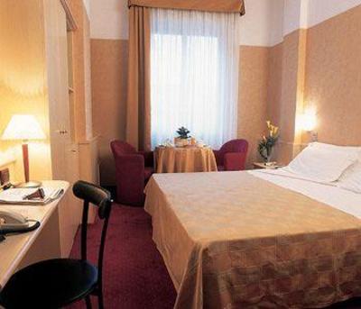 фото отеля Hotel Sant Ambroeus