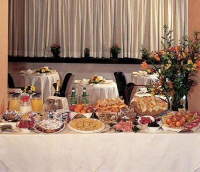 фото отеля Hotel Sant Ambroeus