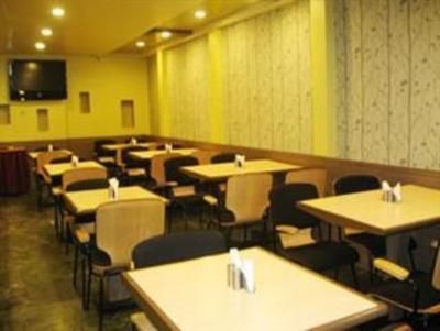 фото отеля Hotel Madhav International
