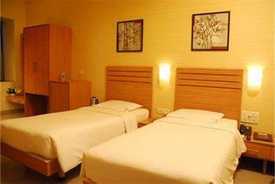 фото отеля Hotel Madhav International