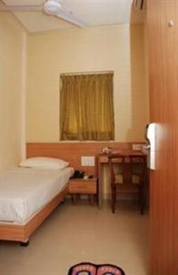 фото отеля Hotel Madhav International