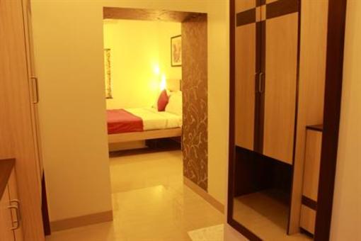 фото отеля Hotel Madhav International