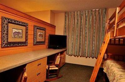 фото отеля Hampton Inn Kansas City Village West