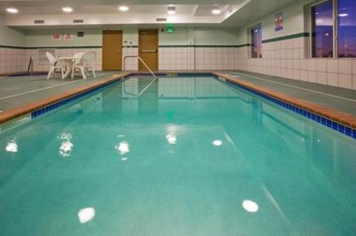 фото отеля Holiday Inn Express Minot South