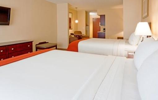 фото отеля Holiday Inn Express Minot South