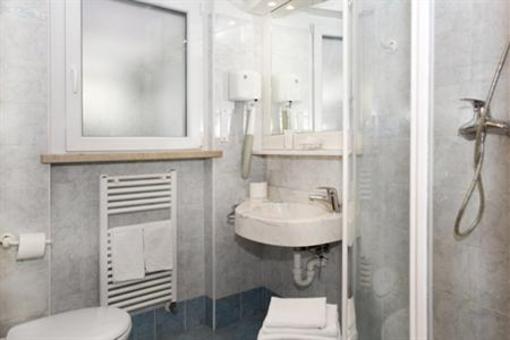 фото отеля Albergo San Remo Malcesine