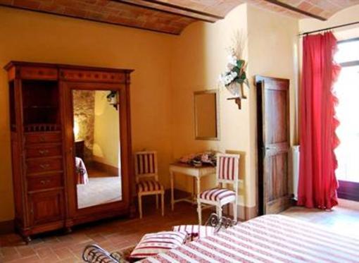 фото отеля Sant'Alberto Apartment Castiglione d'Orcia