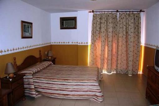 фото отеля Apartamentos Puerta del Sur
