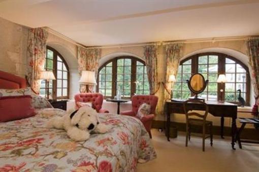фото отеля Abbaye De La Bussiere Hotel La Bussiere-sur-Ouche