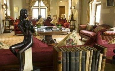 фото отеля Abbaye De La Bussiere Hotel La Bussiere-sur-Ouche