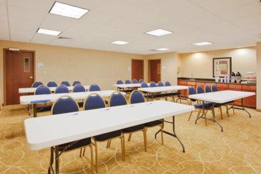 фото отеля Holiday Inn Express Hotel & Suites Foley